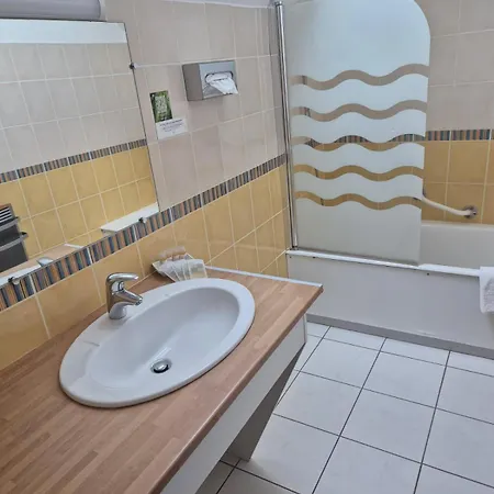 Hotel Logis L'instant Mont Le Viaur Saint-André-de-Najac