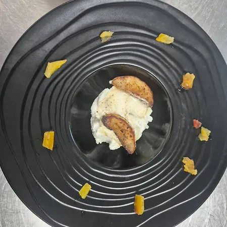 Logis L'instant Mont Le Viaur Hotel 3*