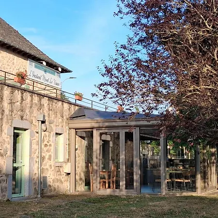 호텔 Logis L'instant Mont Le Viaur Saint-André-de-Najac