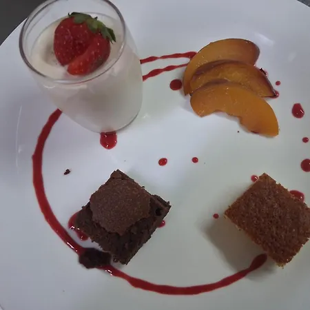 Logis L'instant Mont Le Viaur 3* Saint-André-de-Najac