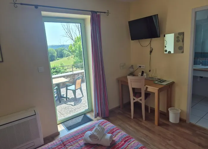 Logis L'instant Mont Le Viaur 3*