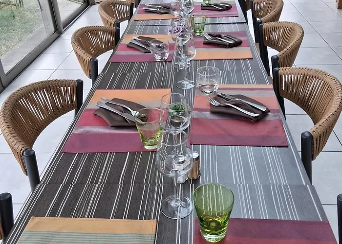 Logis L'instant Mont Le Viaur 3* Saint-André-de-Najac